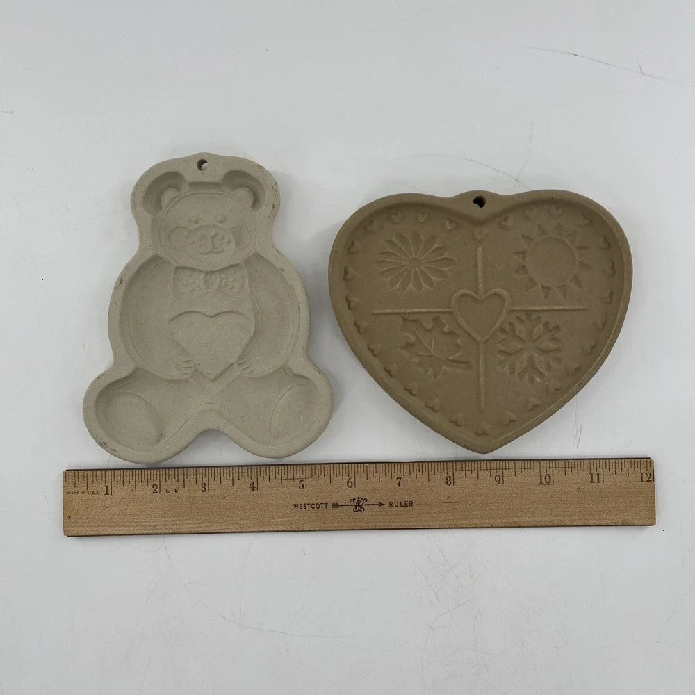 2‎ Pc Lot Pampered Chef Heart & Bear Cookie Chocolate Mold Stoneware Bakeware